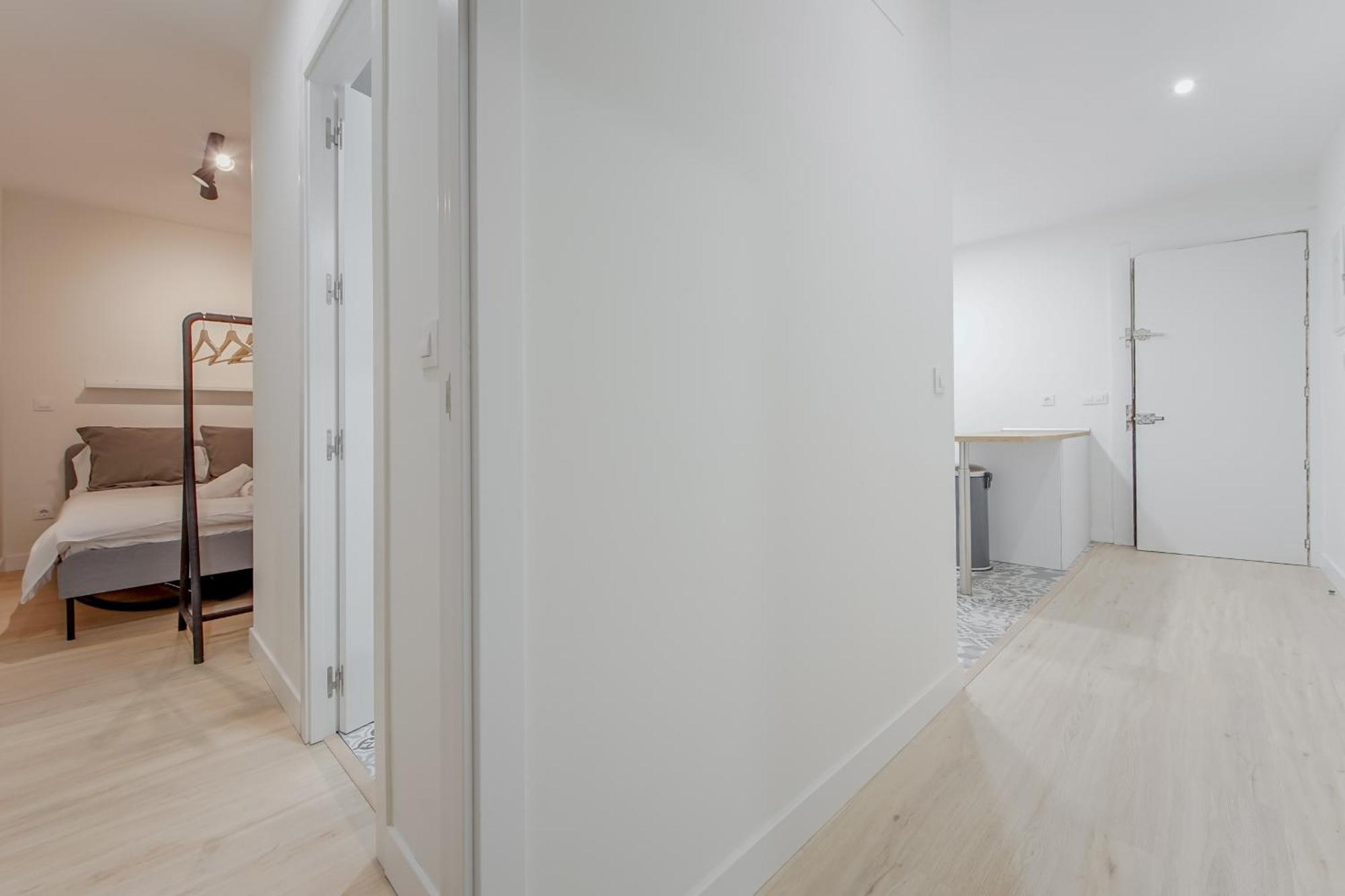 Toque Tradicional Para 6, En Tirso De Molina E1 Apartamento Madrid